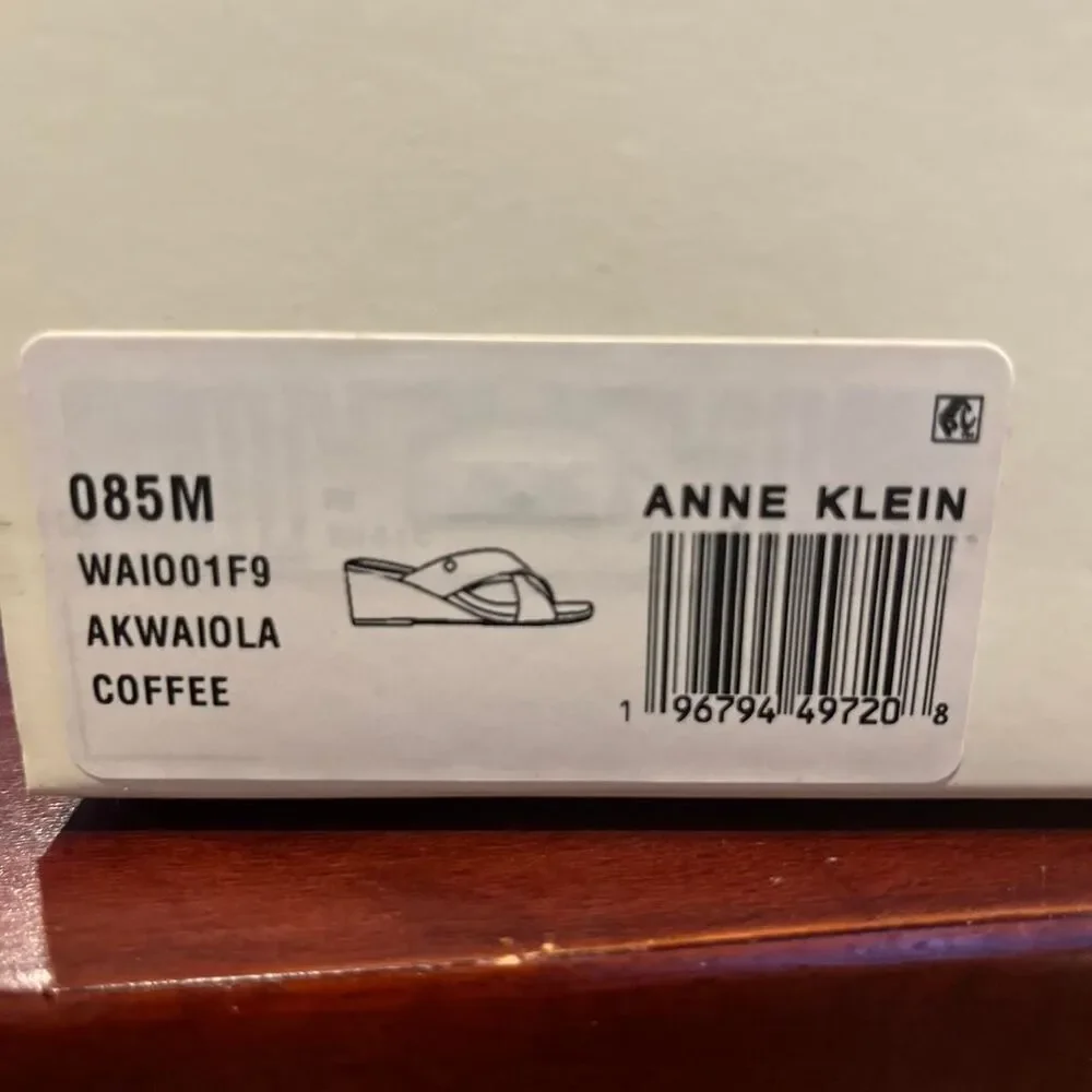 Anne Klein Waiola Wedge Sandals Tan Brown Crisscross Strappy Open Toe 8.5 NWOT